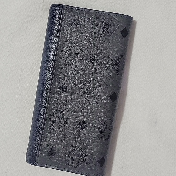 MCM Patricia Visetos Leather Wallet on a Chain - Picture 12 of 13